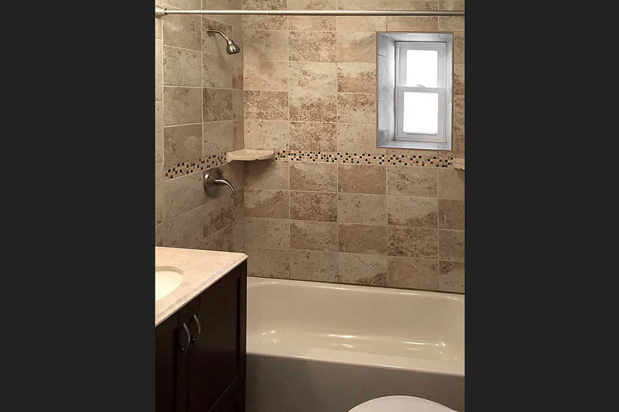 126 Jamestown Ave - Bathroom