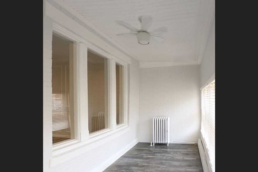 4231 Manayunk Avenue - Sun Room